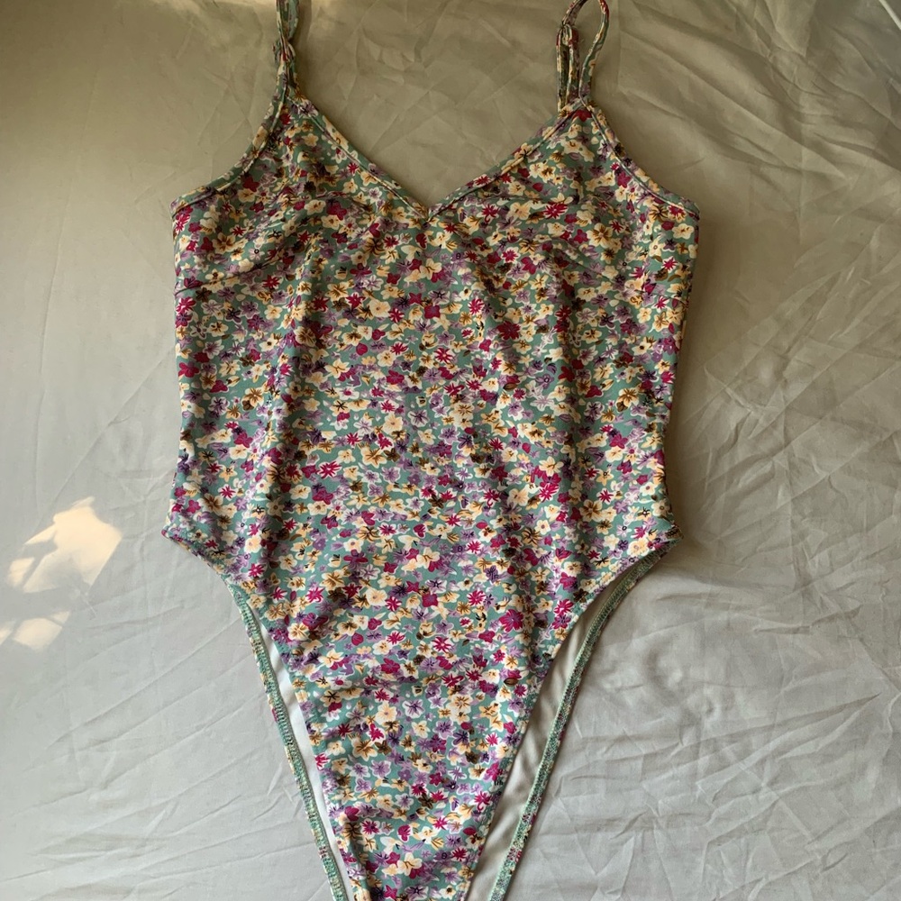 Colorful Floral Bodysuit | S